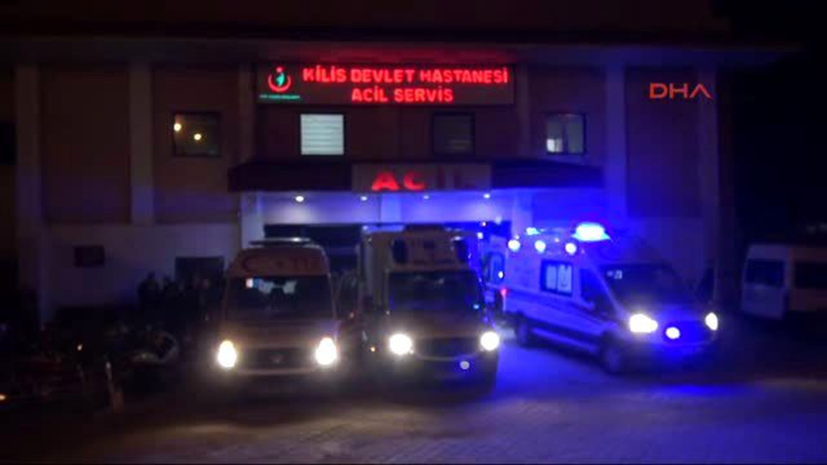 IŞİD, Kilis\'in Karşısına Bombalı Araçlarla Saldırı Düzenledi