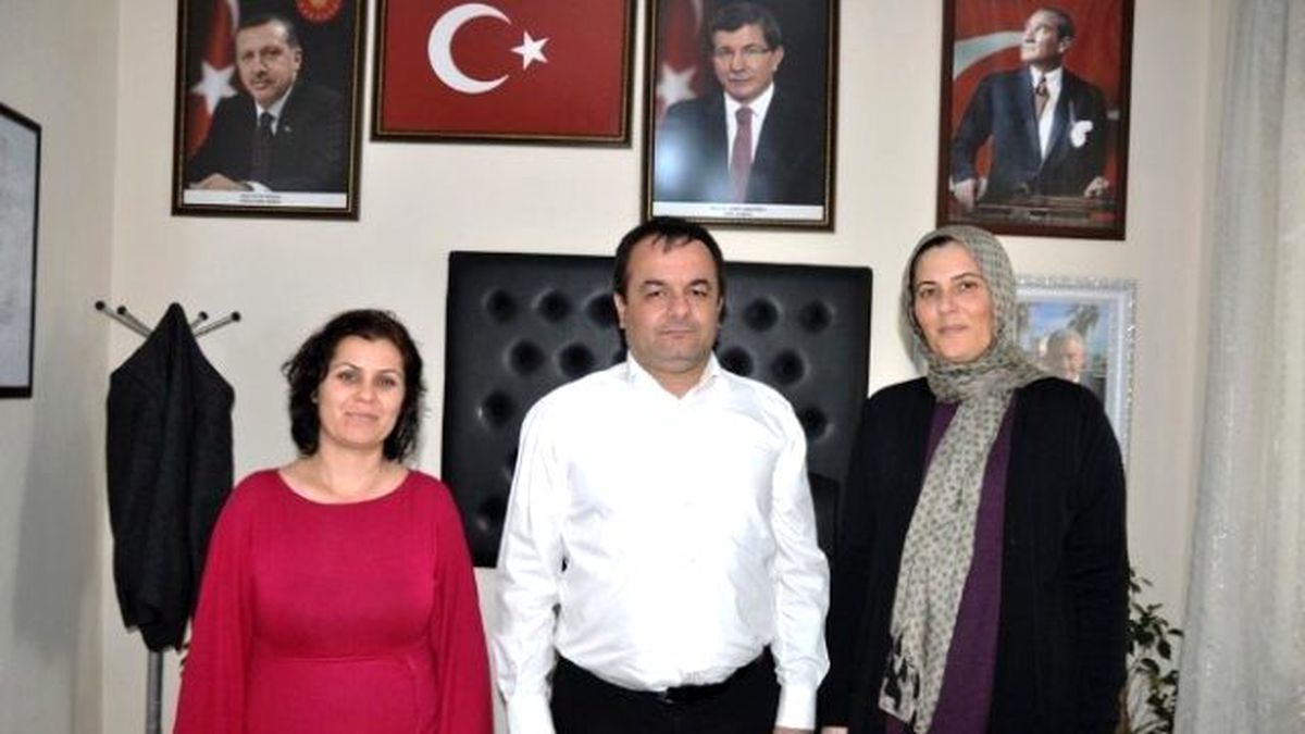 Ödemiş AK Parti Basın Toplantısı Düzenledi