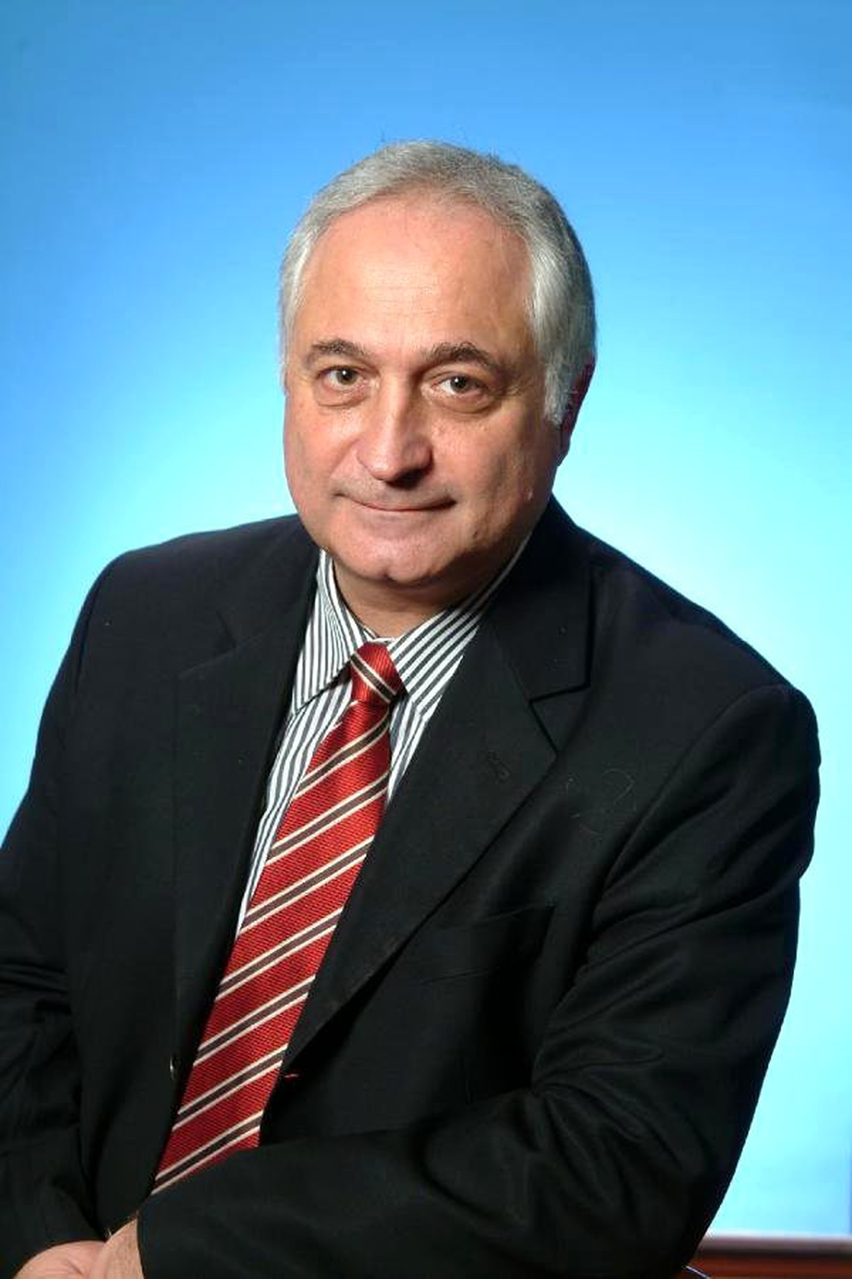Prof.dr. Emre: Parkinson Hastalarının Yüzde 50\'si Tedavi Görüyor