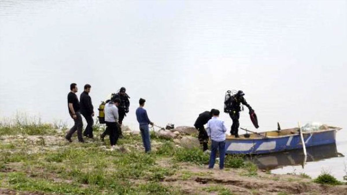 Fırat Nehri\'nde Kayıp Kişinin Cesedi Aranıyor