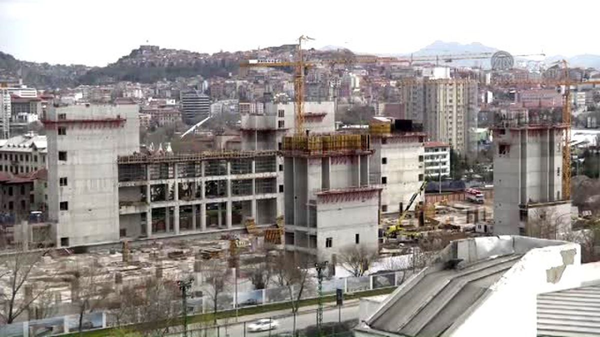 Uzay Üssü Görünümlü Garın Silüeti Belli Oldu