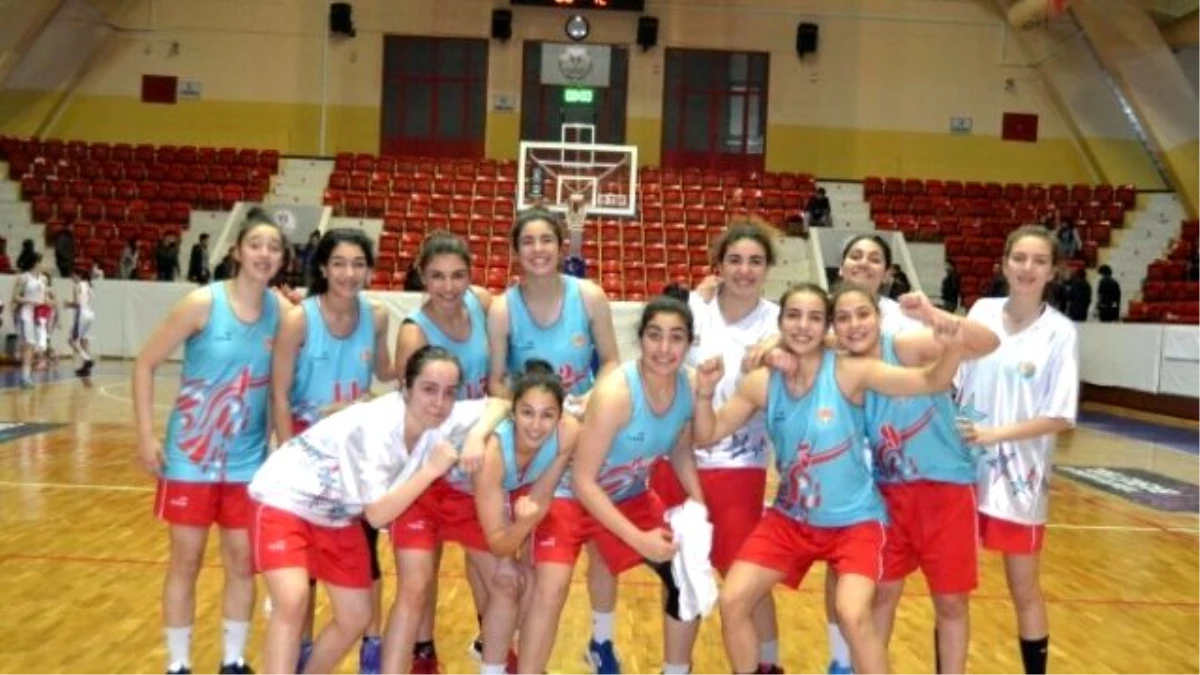 Adana Aski Spor\'un Gençleri Adana Şampiyonu