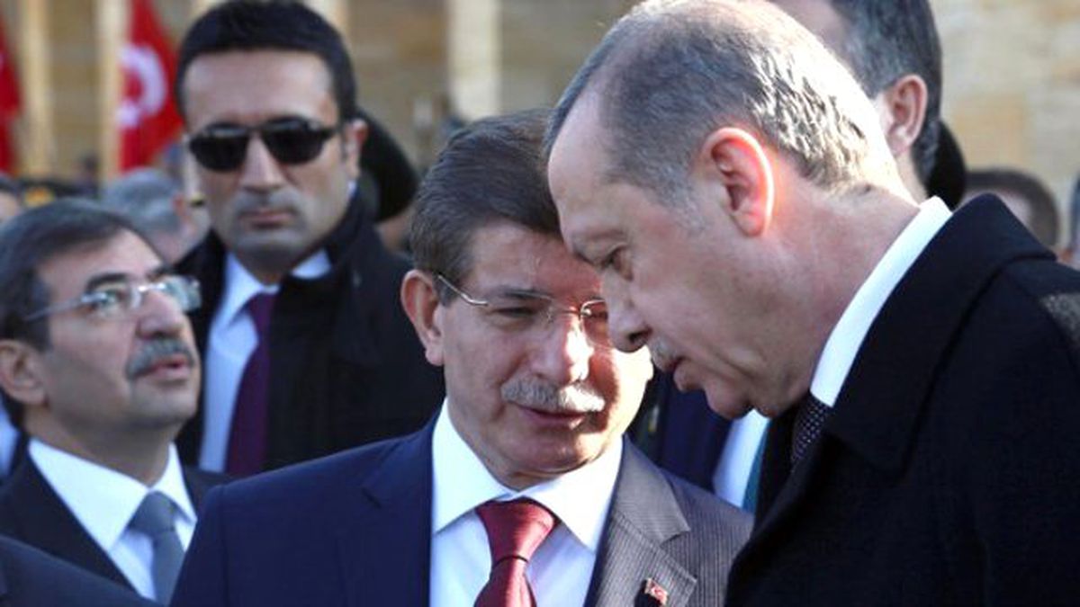 AK Parti'nin Vekil Listesinin Şifresi: Önce Reis Sonra Hoca