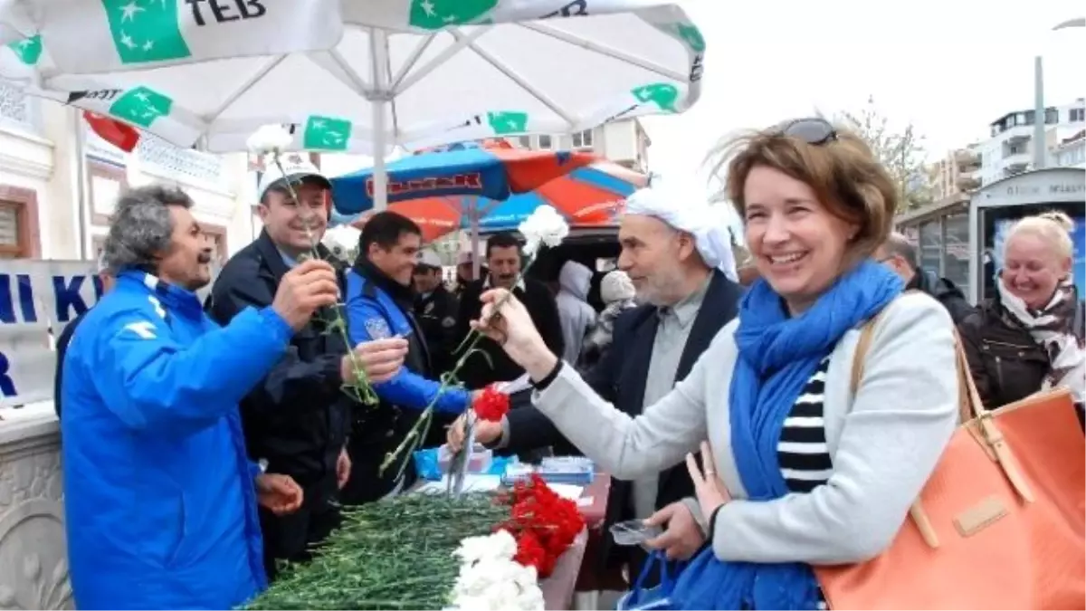 Didim Emniyet Müdürlüğü Şehitleri Unutmadı