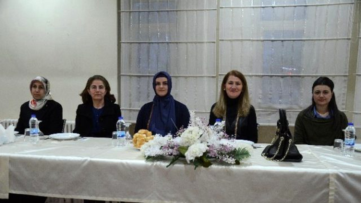 Emniyet Mensubu Eşlerinden Polis Haftası Ziyaretleri