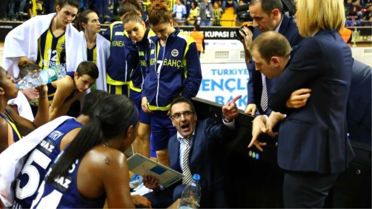 Fenerbahçe Kadın Basketbol Takımı Dörtlü Finale Hazır