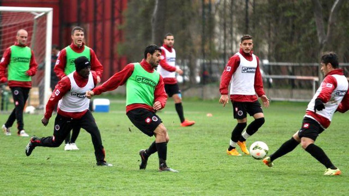 Gençlerbirliği\'nde Bursaspor Hazırlıkları 5 Eksikle Devam Etti