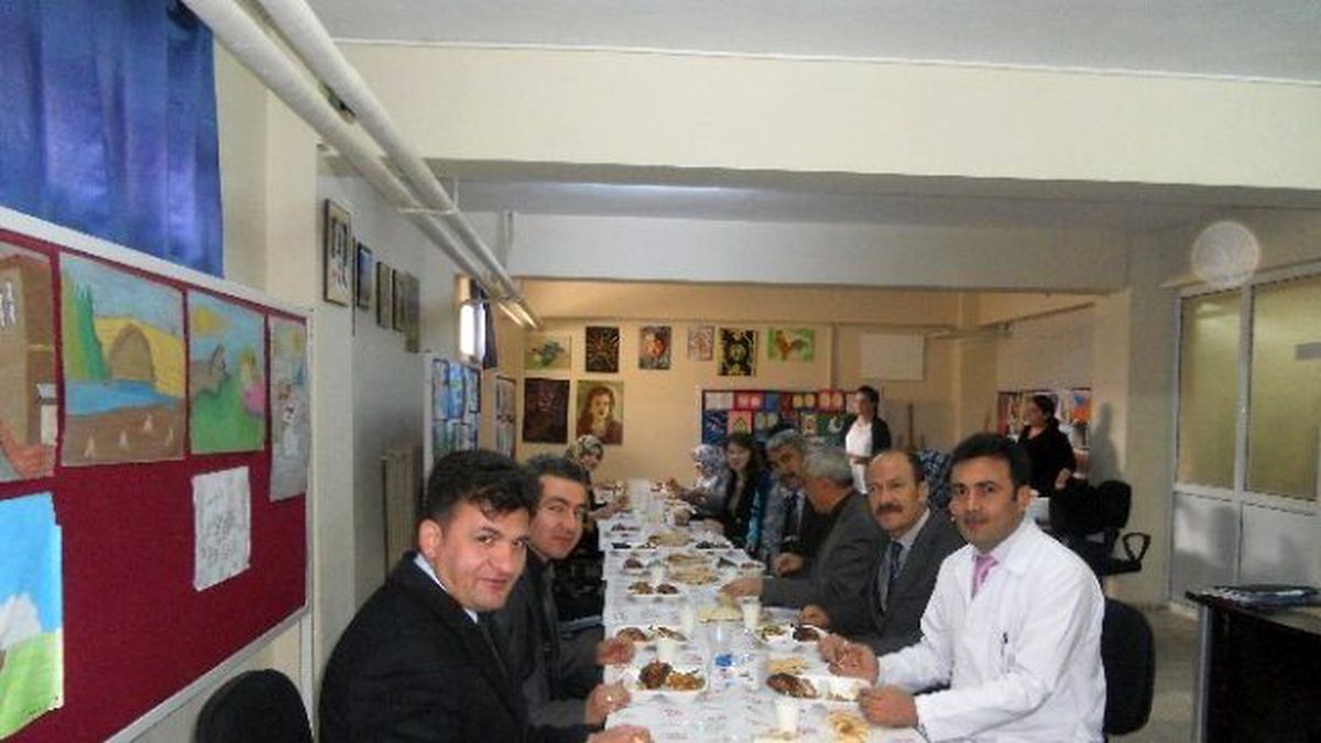 Gölbaşıda Ergenle İletişim Semineri