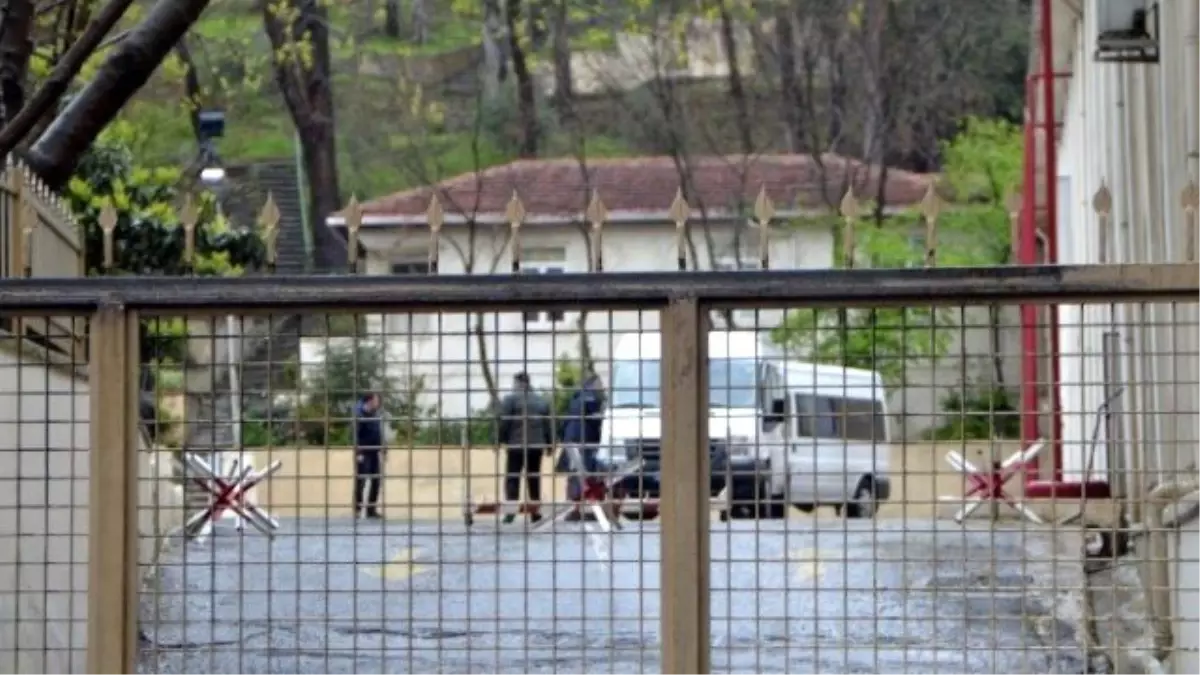 Gözaltına Alınan Askerler Adliyeye Sevk Edildi