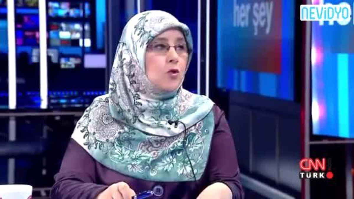 Hüda Kaya: \'Balkon Konuşmasını Ağlayarak İzledim\'