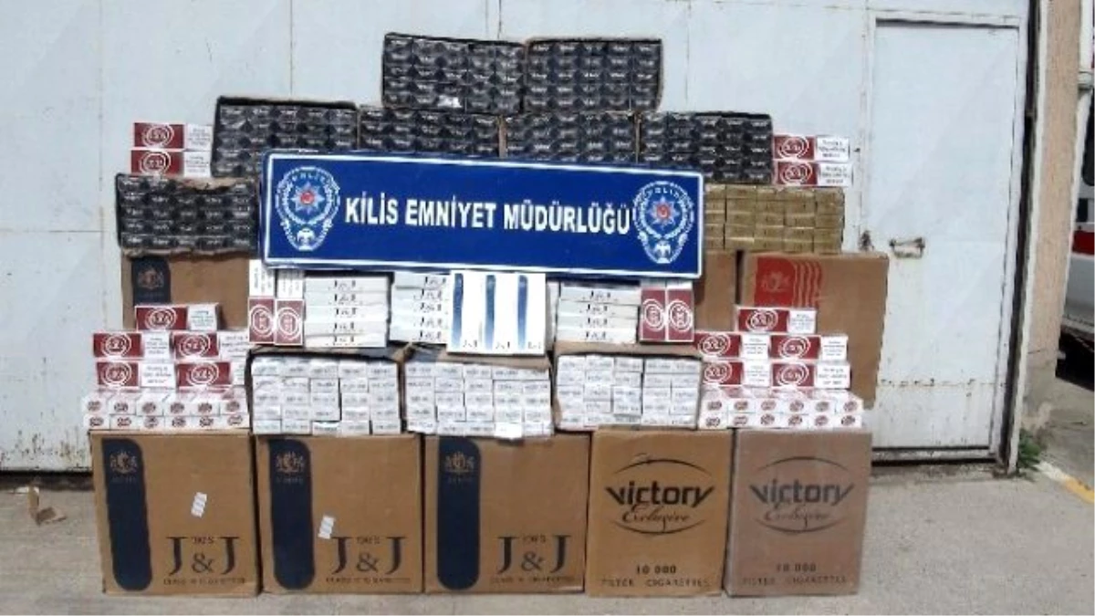 Kilis\'te 82 Bin Paket Kaçak Sigara Ele Geçirildi