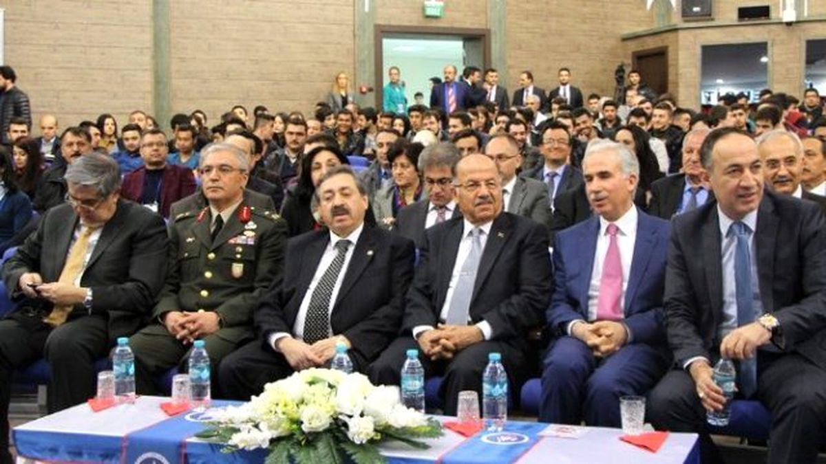 Kırıkkale\'de "1. Uluslararası Savunma Sanayi Sempozyumu" Başladı.