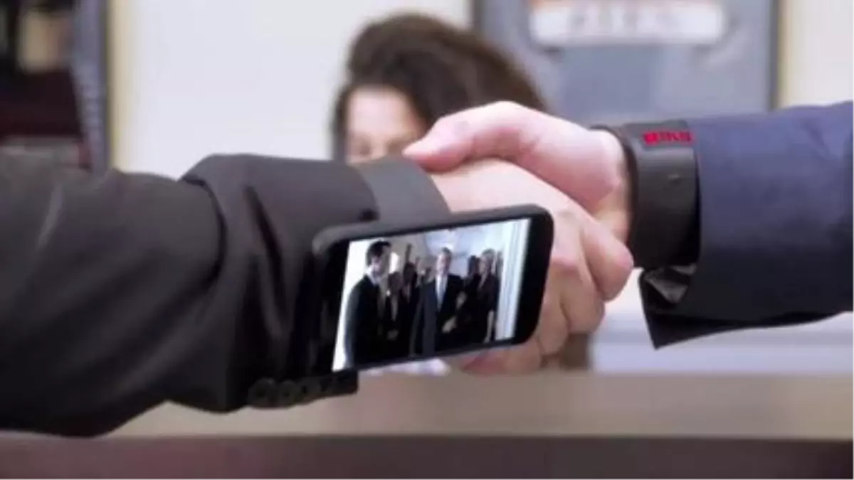 Netflix Spoofs The Apple Watch With \'Netflix Watch\' Parody