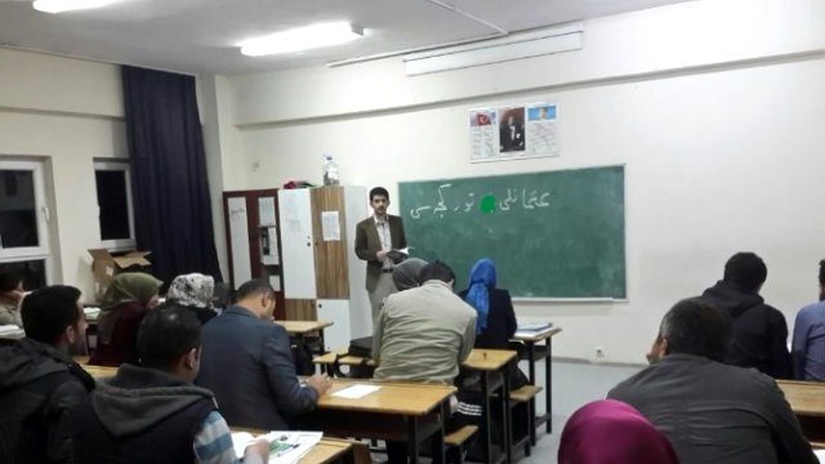 Ücretsiz Osmanlıca Kursları Devam Ediyor