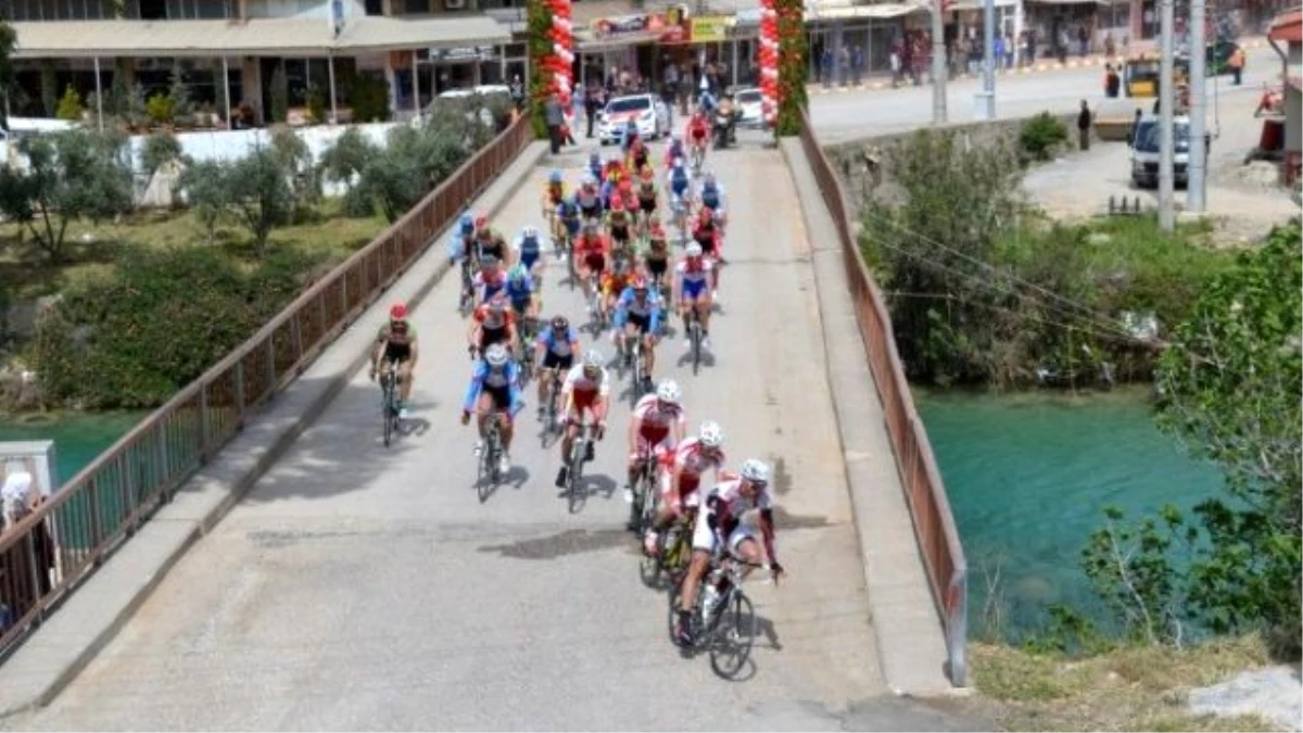 Uluslararası Mersin Bisiklet Turu Başladı
