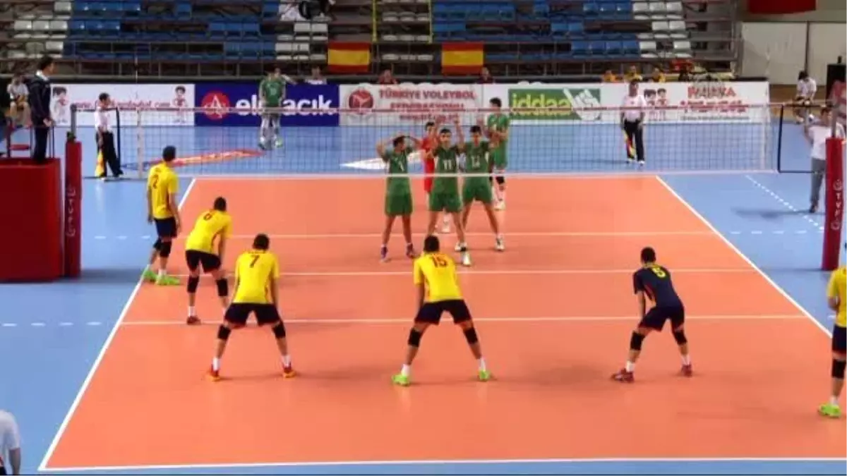 Voleybol - Bulgaristan: 3 - İspanya: 1