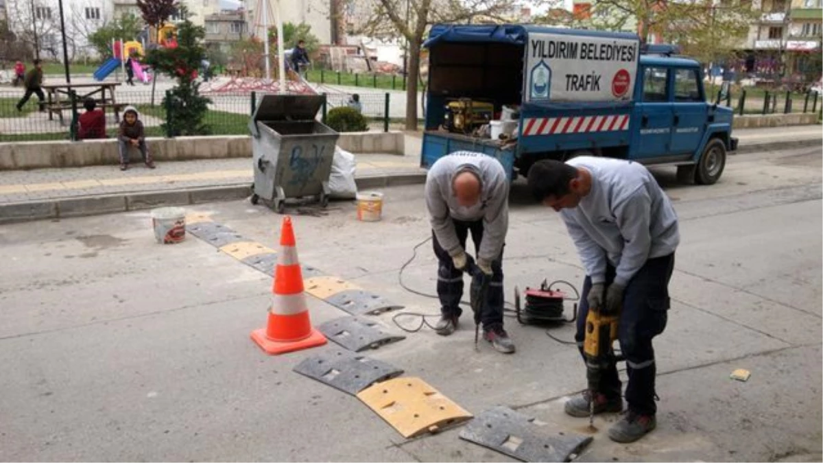 Yeni Yıldırım\'da Trafik Artık Sorun Değil