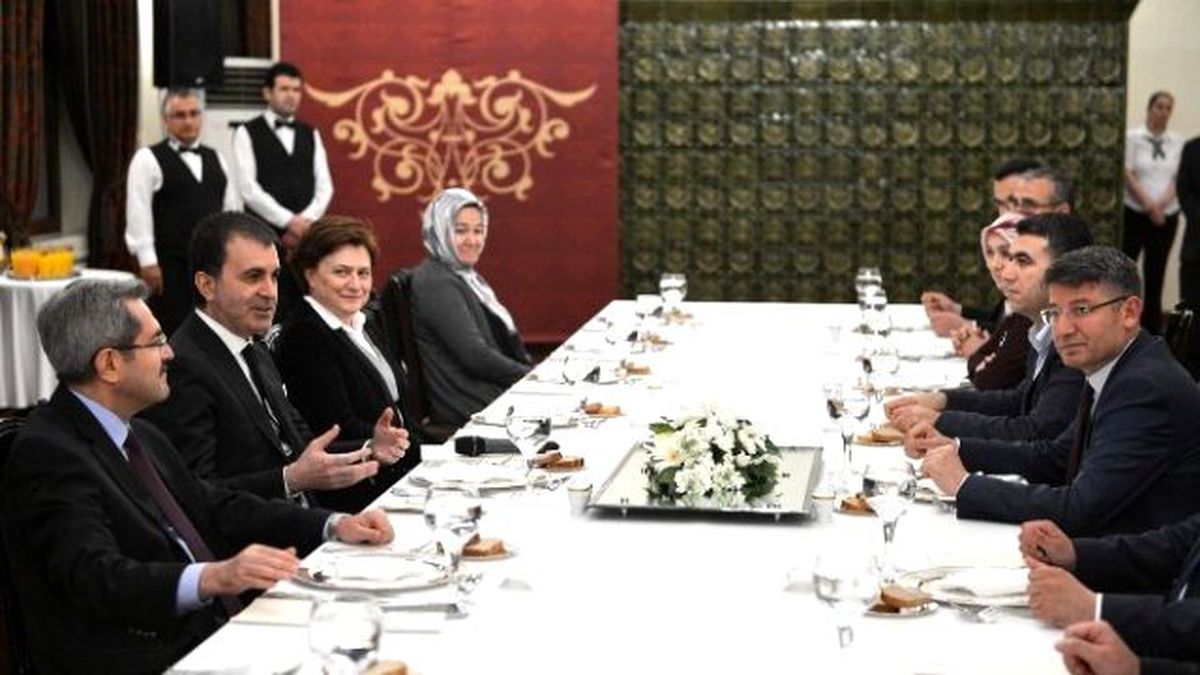 Bakan Çelik Adana Milletvekili Adaylarıyla Bir Araya Geldi