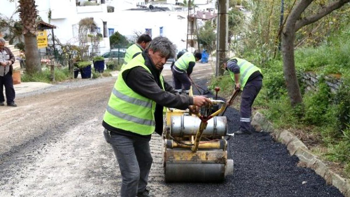 Bodrum\'un Yolları Sezon Öncesi Bakıma Alındı