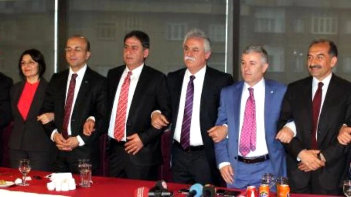 CHP Kayseri\'de Adaylarını Tanıttı