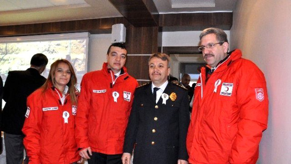 Türk Kızılayı Polis Teşkilatı Kutlamalarına Katıldı
