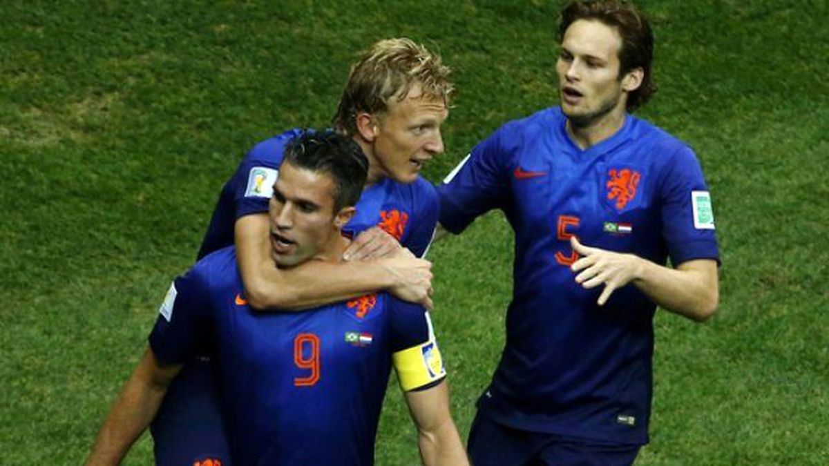 Fenerbahçe'de Kuyt Gidiyor Van Persie Geliyor