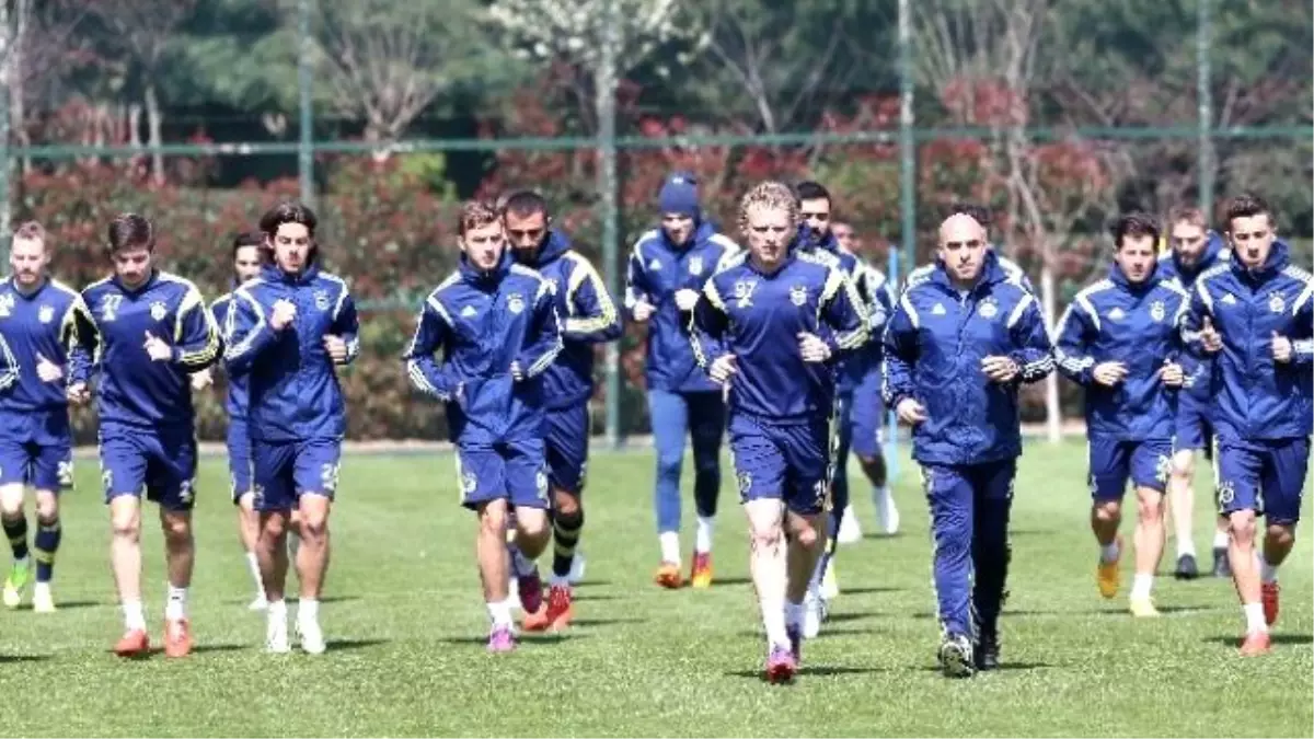 Fenerbahçe, Mersin İdmanyurdu Maçı Hazırlıklarını Sürdürdü