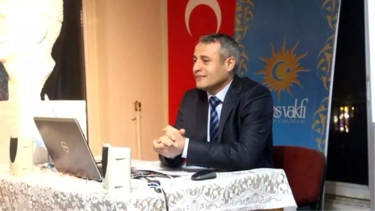 Güneş Vakfı\'nda "Osmanlılarda Kahve ve Kahvehane" Konferansı