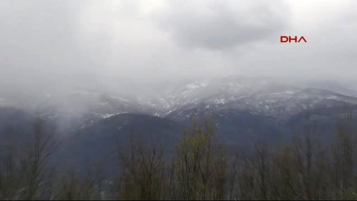 Kocaeli - Kartepe\'nin Yukarısı Kış, Aşağısı Bahar
