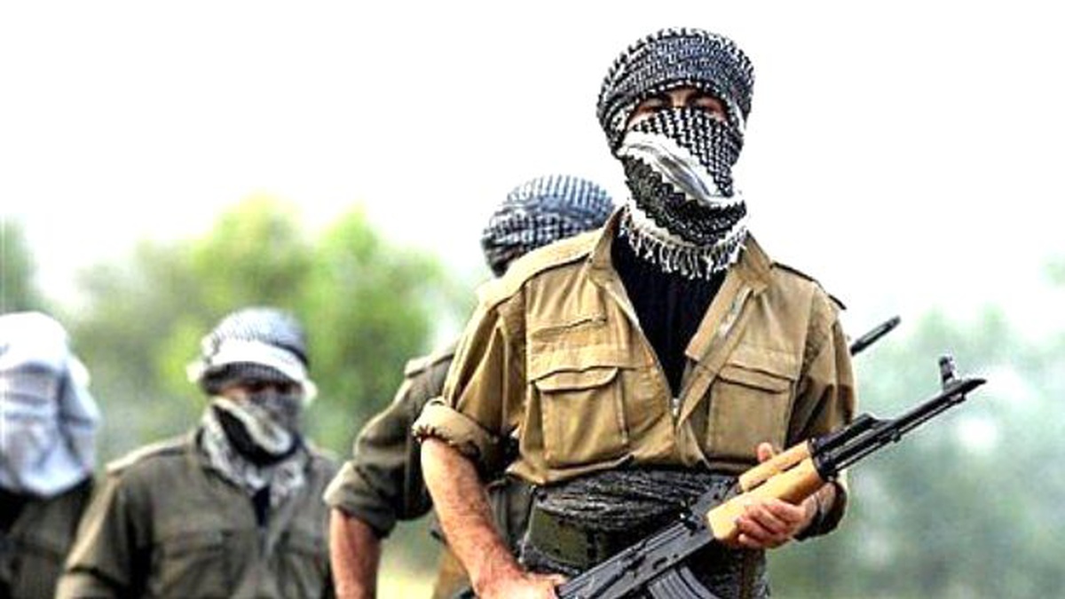 PKK, Ağrı\'da Güvenlik Güçlerine Ateş Açtı