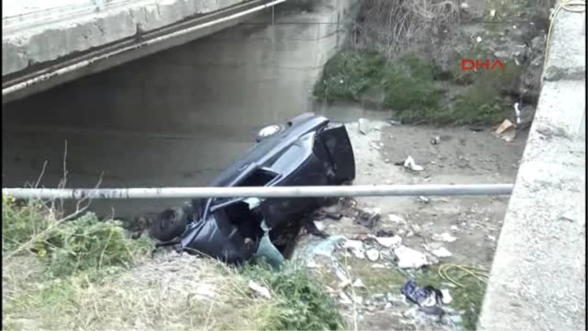 Tosya Otomobil Köprüden Uçtu: 2 Ölü, 2 Yaralı