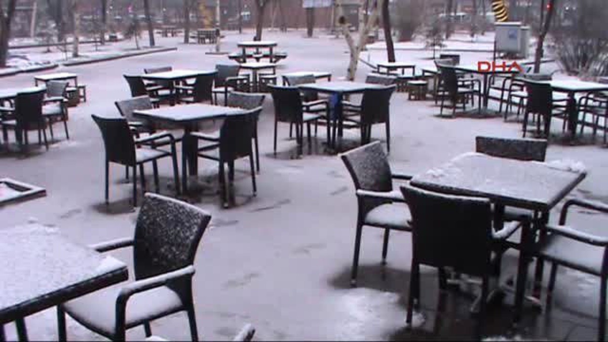 Ardahan Kar Yağışı, Kura Nehri\'ni Taşırdı