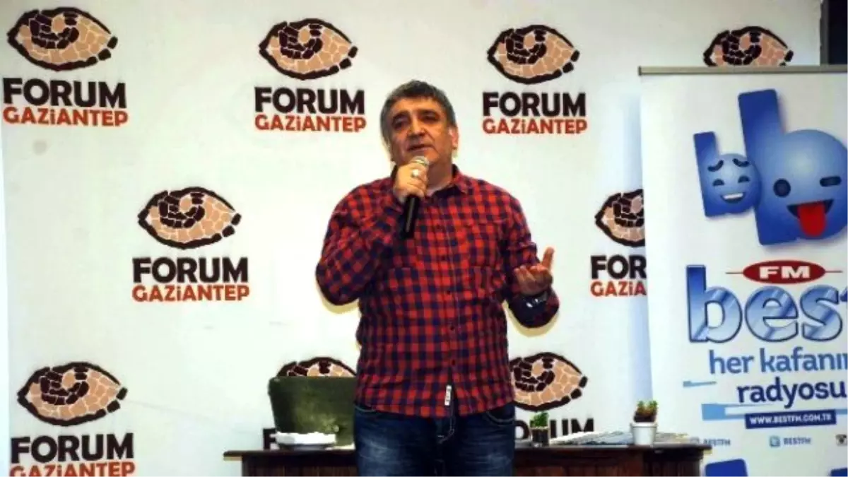 Cem Arslan Forum Gaziantep\'te Hayranlarıyla Buluştu