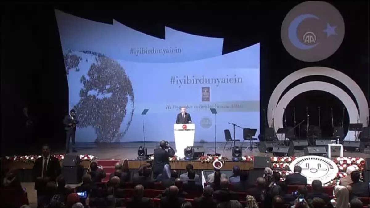 Cumhurbaşkanı Erdoğan: "Birlikte Yaşama İmtihanına Tabiyiz"