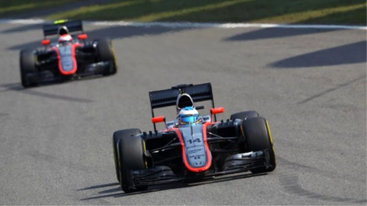 Fernando Alonso: Ferrari\'den Tur Yemek İyi Hissettirmedi