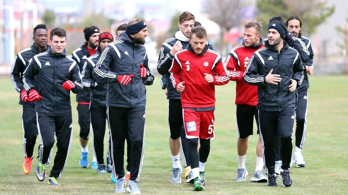 Medicana Sivasspor\'da Kayserispor Maçı Hazırlıkları