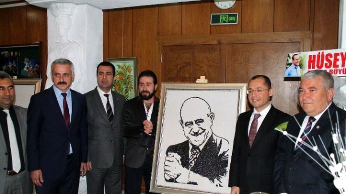 Sakıp Sabancı, Resim Sergisiyle Anıldı