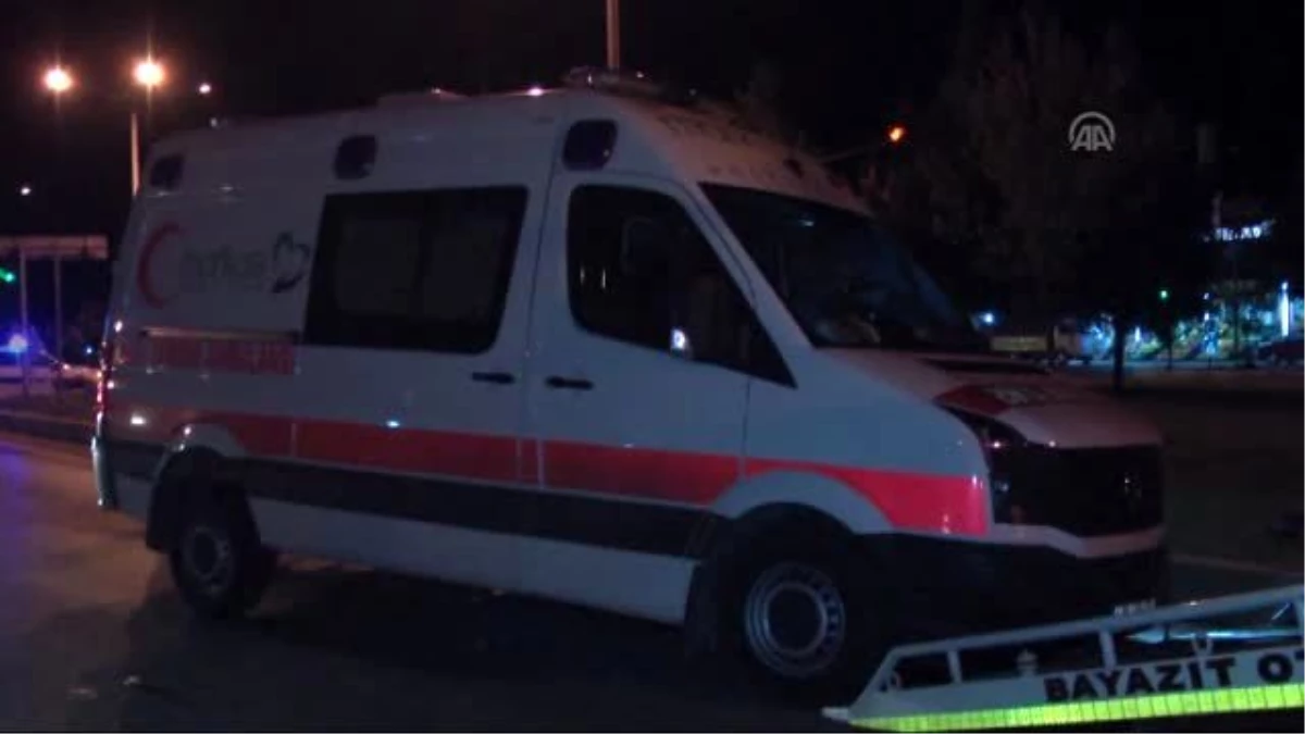 Kahramanmaraş\'ta Ambulansla Otomobil Çarpıştı: 5 Yaralı