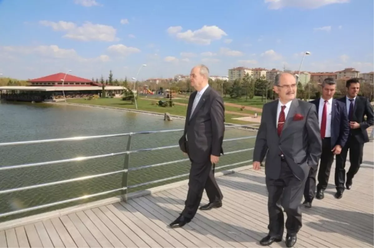 Başbuğ\'dan Büyükerşen\'e Ziyaret