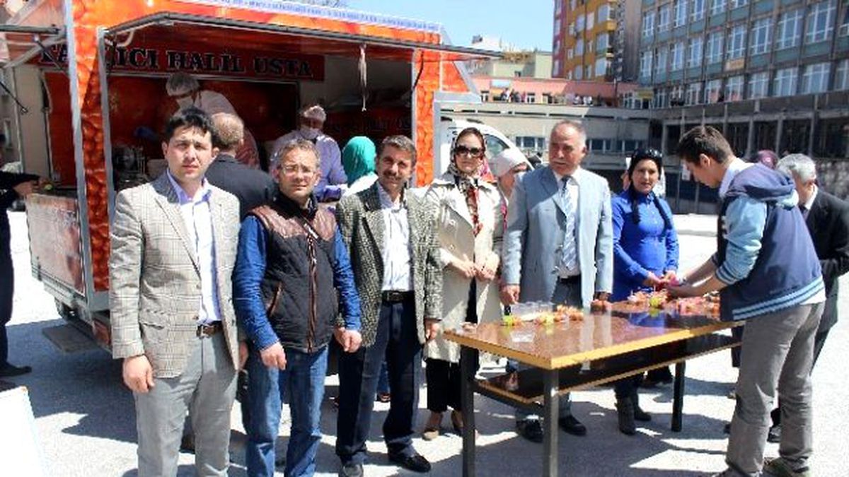 Bin Kişiye Lokma İkramı