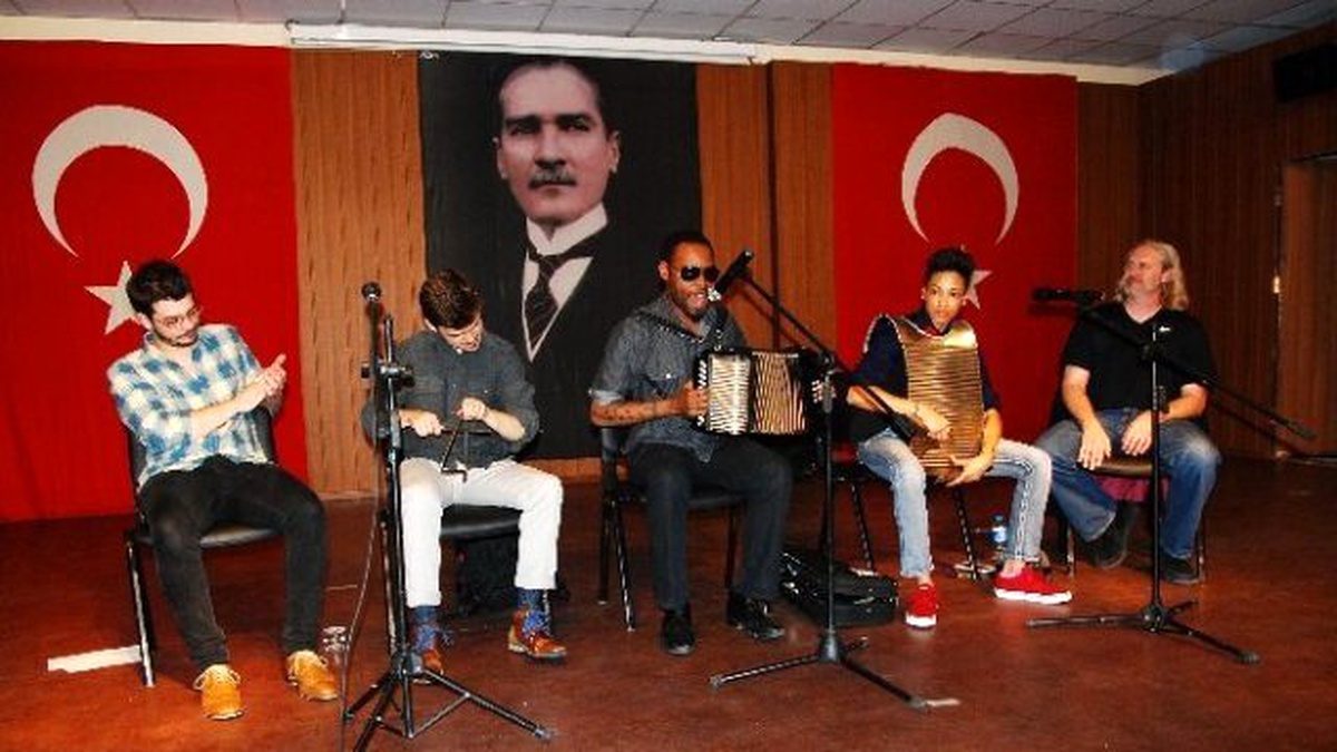 Gaziantep Kolej Vakfında Muhteşem Caz Konseri