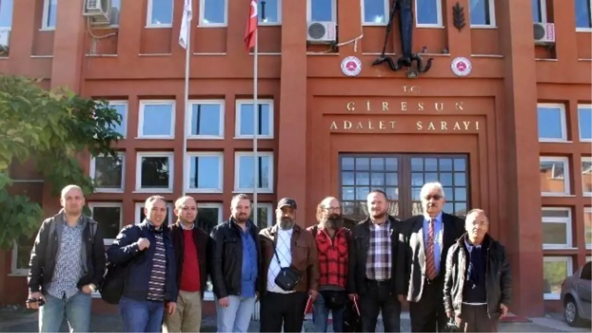 Giresun\'daki Gazeteciler İlk Duruşmada Beraat Etti
