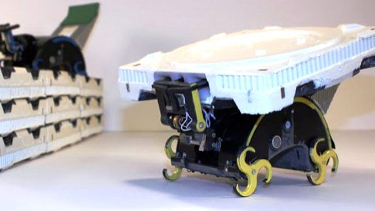 Hamam Böceği Robotlar Geliyor