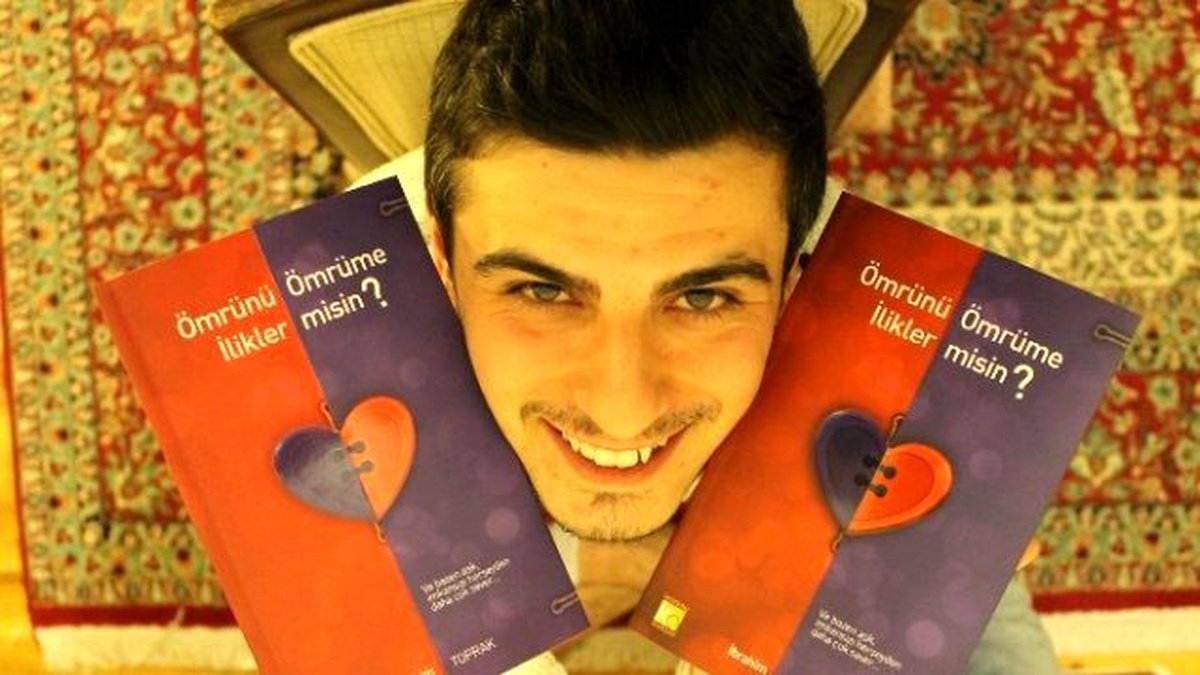 Hisarcık\'lı Genç Yazar İbrahim Toprak\'ın "Ömrünü Ömrüme İlikler Misin?" İsimli Kitabı Çıktı
