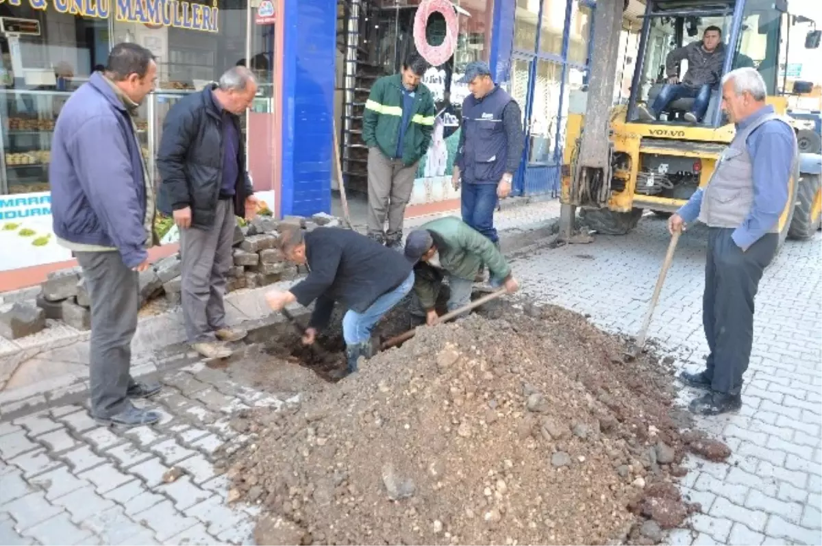 Su Arızasına Anında Müdahale Ediliyor