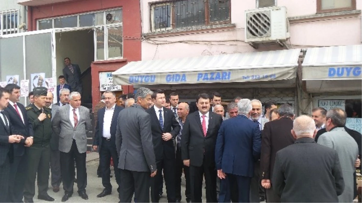 Tosya\'da Kermes Açılışına Kastamonu Siyaseti Tam Kadro Katıldı