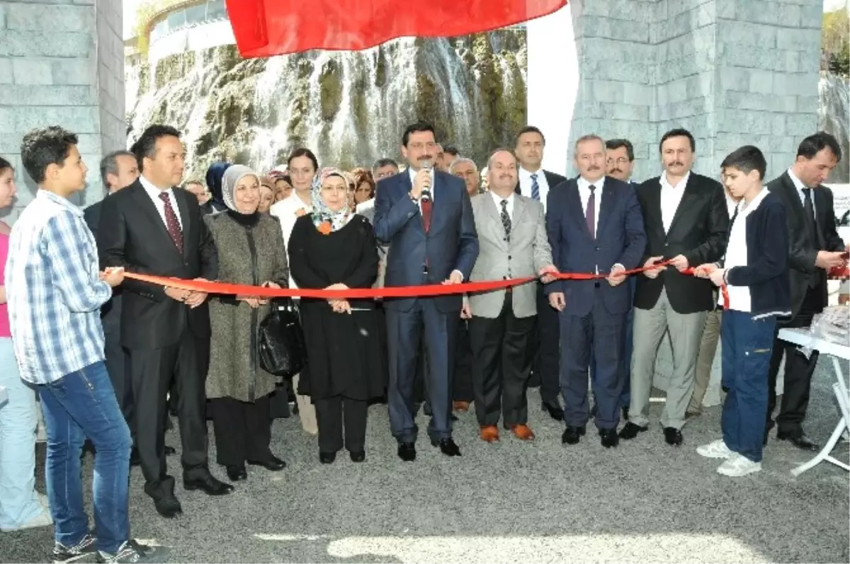 100 Yıllık Çanakkale Destanı Keçiören\'de Canlanıyor