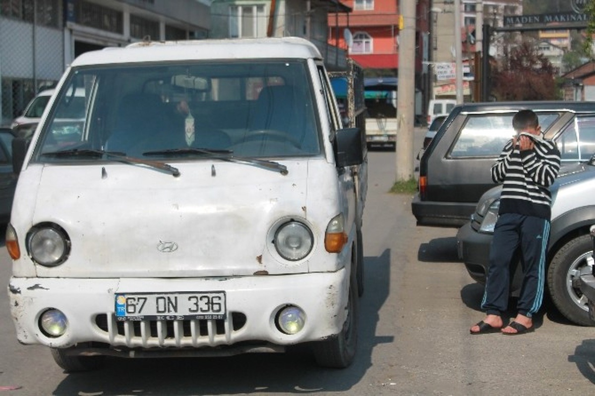 13 Yaşındaki Çocuğun Şoförlük Macerası Kısa Sürdü