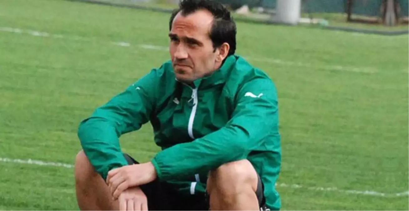 Akhisar Belediyespor\'da Gekas Kapıdan Kovuldu