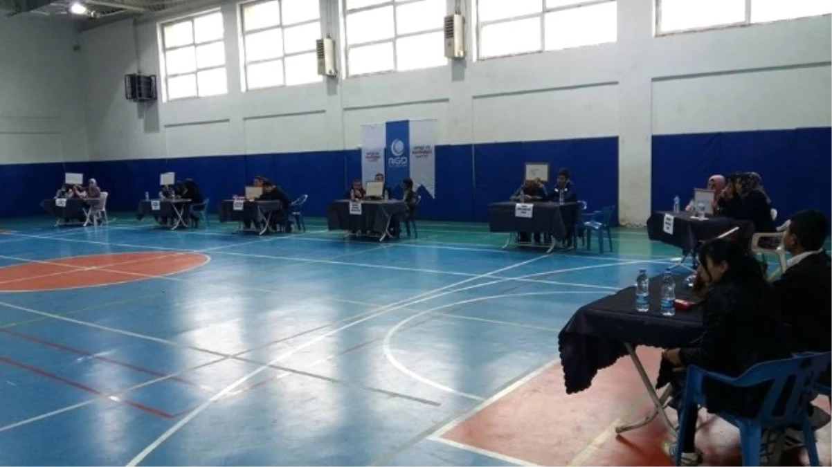 Anadolu Gençlik Derneği\'nden Okullar Arası Bilgi Yarışması